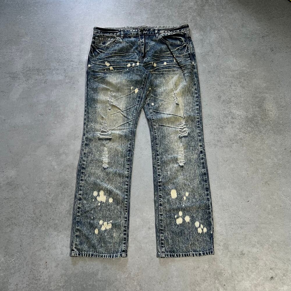 Rocawear Relaxed Straight Fit Men's Size 36x34 Acid Wash Blue Denim Jeans